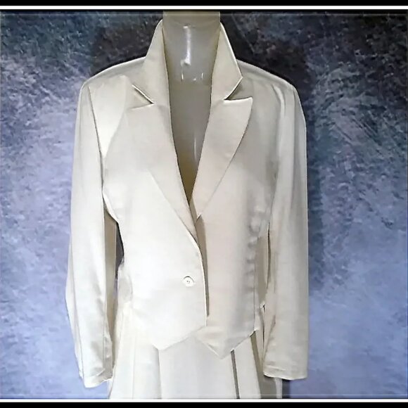 White Midi Skirt Suit Vintage 70s with Short Waiter Jacket Versatile Separates - Picture 7 of 15